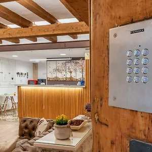 *** Hotel 977 Espagne